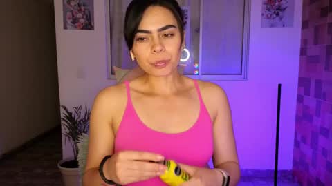  Angie   online show from 26, 2, 2025