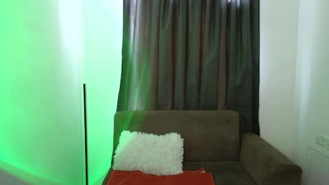  Angie   online show from 19, 5, 2026