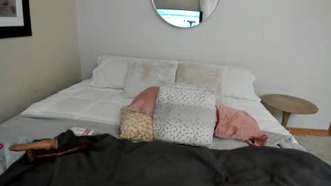 Sexxy Laura online show from 4, 3, 2025