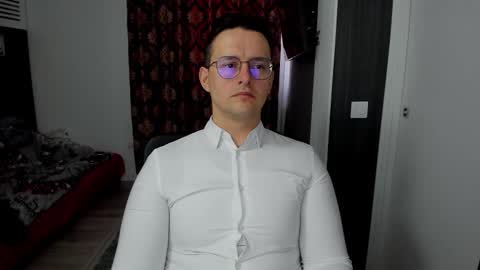 Sexxymuscles4U online show from 18, 2, 2026