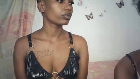 Snapshot of sexxypixie chatting on 7, 4, 2026 sexxypixie online show from 7, 4, 2026