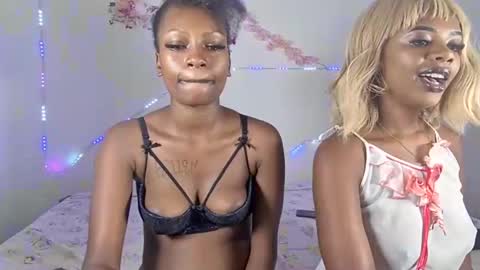 Snapshot of sexxypixie chatting on 10, 4, 2026 sexxypixie online show from 10, 4, 2026