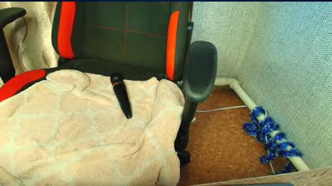 Jessica  Face only in pvt or in snapchat Dont ask more.... online show from 14, 2, 2025