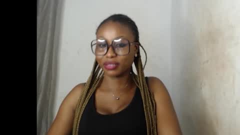 Snapshot of sexy_badgirl2 chatting on 26, 10, 2025 Sexy blackgirl2 online show from 26, 10, 2025