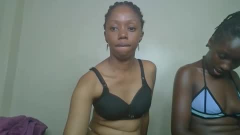 Snapshot of sexy_banny4 chatting on 15, 1, 2026 sexy_banny4 online show from 15, 1, 2026