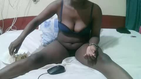 Snapshot of sexy_bbae chatting on 18, 10, 2025 sexy_bbae online show from 18, 10, 2025