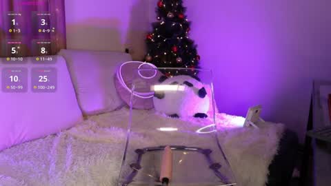 Snapshot of sexy_blonde_doll chatting on 15, 12, 2024 Lina online show from 15, 12, 2024