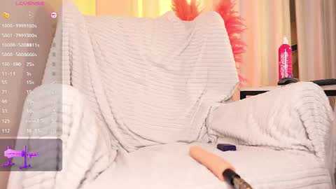 Snapshot of sexy_blonde_doll chatting on 9, 7, 2026 Lina online show from 9, 7, 2026