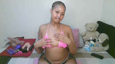Snapshot of sexy_bluegirl chatting on 4, 5, 2026 sexy_bluegirl online show from 4, 5, 2026