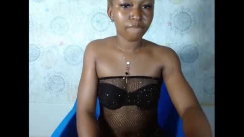Snapshot of sexy_bluey247 chatting on 13, 9, 2025 sexy_bluey247 online show from 13, 9, 2025