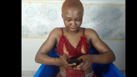 Snapshot of sexy_bluey247 chatting on 2, 10, 2025 sexy_bluey247 online show from 2, 10, 2025