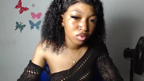 sexy_bluey247 online show from 16, 12, 2025