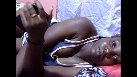 Snapshot of sexy_butt1 chatting on 2, 2, 2025 sexy butt1 online show from 2, 2, 2025