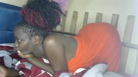 Snapshot of sexy_butty01 chatting on 11, 11, 2025 sexy_butty01 online show from 11, 11, 2025