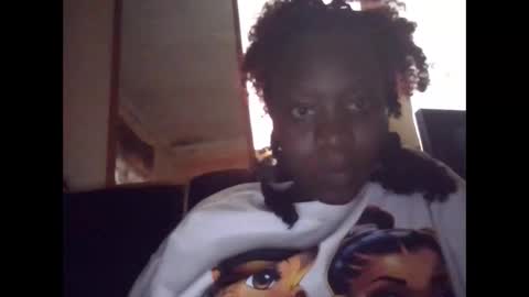 Snapshot of sexy_butty01 chatting on 17, 11, 2025 sexy_butty01 online show from 17, 11, 2025