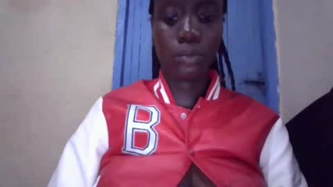 sexy_butty01 online show from 14, 2, 2026