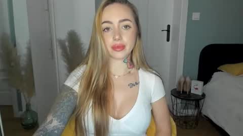 C o r a l i e online show from 8, 4, 2026