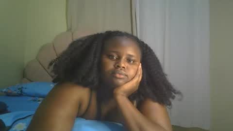 Snapshot of sexy_corn chatting on 25, 5, 2026 Connie online show from 25, 5, 2026