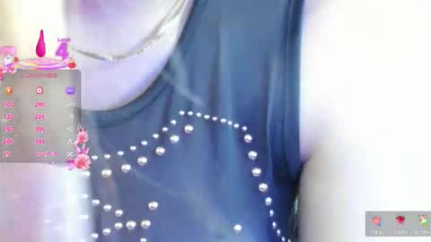Snapshot of sexy_couple_xx1 chatting on 17, 9, 2025 sexy_couple_xx1 online show from 17, 9, 2025