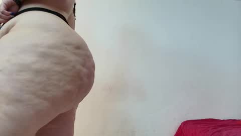 Snapshot of sexy_curvi chatting on 3, 2, 2025 karla instagram online show from 3, 2, 2025