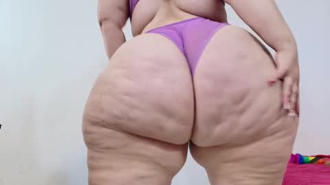 Snapshot of sexy_curvi chatting on 27, 2, 2025 karla instagram online show from 27, 2, 2025