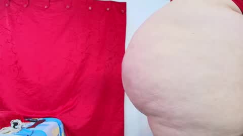 Snapshot of sexy_curvi chatting on 23, 9, 2025 karla instagram online show from 23, 9, 2025