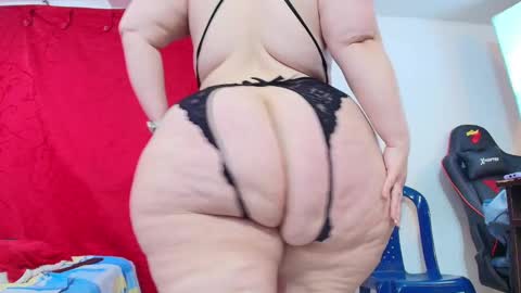 Snapshot of sexy_curvi chatting on 28, 9, 2025 karla instagram online show from 28, 9, 2025