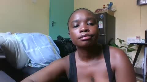 Snapshot of sexy_ebony_princess chatting on 19, 2, 2026 Trina online show from 19, 2, 2026