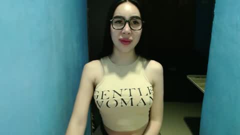 Snapshot of sexy_emily92 chatting on 16, 3, 2026 sexy_emily92 online show from 16, 3, 2026