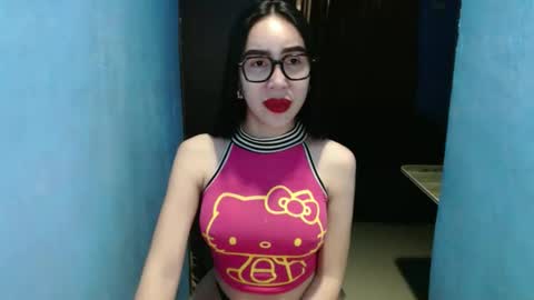 Snapshot of sexy_emily92 chatting on 25, 3, 2026 sexy_emily92 online show from 25, 3, 2026