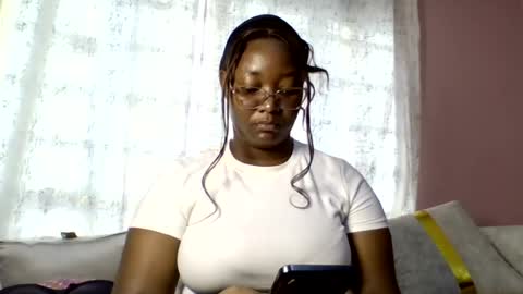 Snapshot of sexy_helle chatting on 14, 6, 2026 sexy_helle online show from 14, 6, 2026
