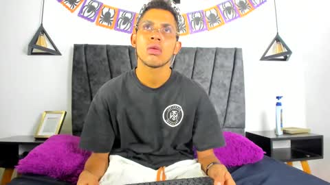 sexy_latin_cum online show from 27, 10, 2025