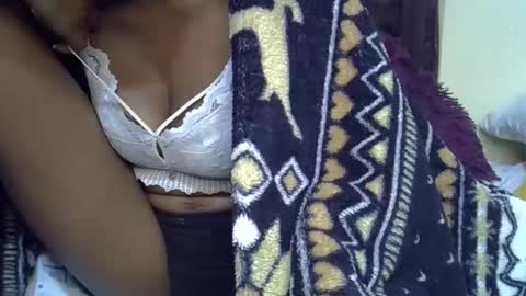 Snapshot of sexy_leila3 chatting on 22, 9, 2025 kayla online show from 22, 9, 2025