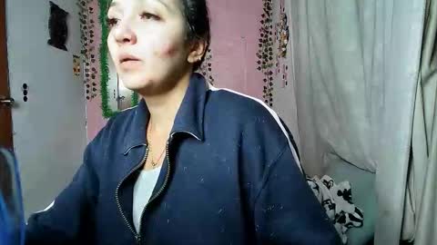 sexy lolas online show from 13, 10, 2025