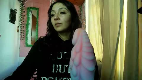 Snapshot of sexy_lolas chatting on 13, 12, 2025 sexy lolas online show from 13, 12, 2025