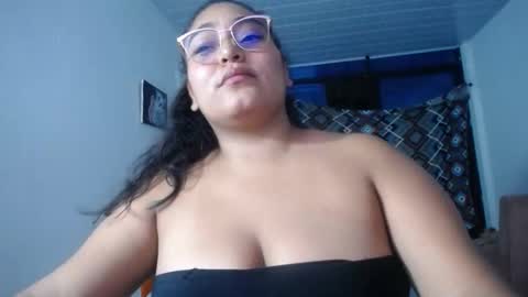 Snapshot of sexy_love_15 chatting on 9, 11, 2025 SIRENA LOVE online show from 9, 11, 2025