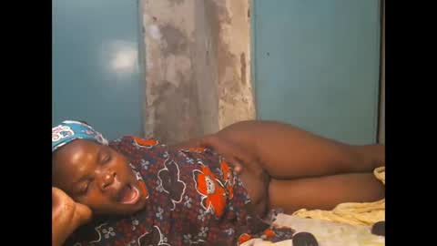 sexy_lunah online show from 14, 12, 2025