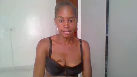 Snapshot of sexy_michelle1 chatting on 19, 9, 2025 sexy_michelle1 online show from 19, 9, 2025