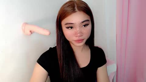 mika online show from 17, 9, 2025