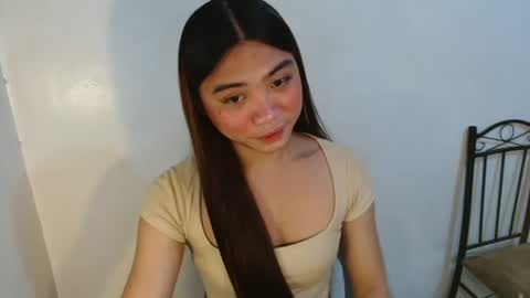 mika online show from 26, 3, 2026