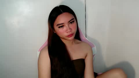 Snapshot of sexy_mikaxoxo chatting on 4, 5, 2026 mika online show from 4, 5, 2026