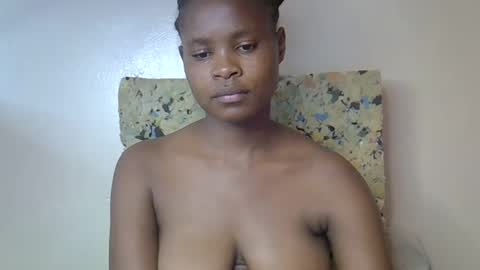 Molyne online show from 19, 4, 2026