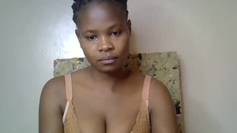 Snapshot of sexy_molyne chatting on 30, 4, 2026 Molyne online show from 30, 4, 2026