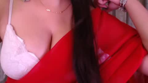 Snapshot of sexy_myra18 chatting on 20, 5, 2026 myra online show from 20, 5, 2026