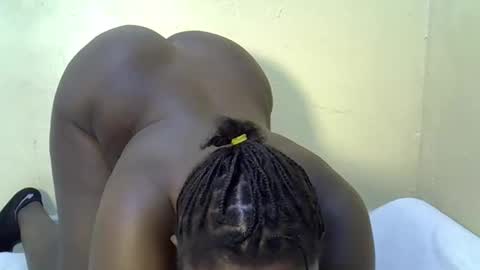 Snapshot of sexy_naila2 chatting on 14, 3, 2026 sexy_naila2 online show from 14, 3, 2026