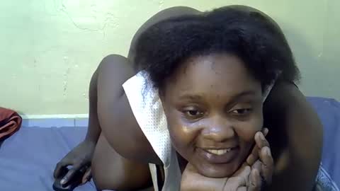 Snapshot of sexy_naila2 chatting on 25, 3, 2026 sexy_naila2 online show from 25, 3, 2026