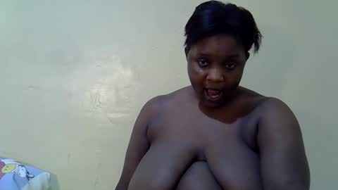 Snapshot of sexy_naila2 chatting on 5, 4, 2026 sexy_naila2 online show from 5, 4, 2026