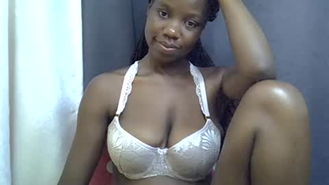 Snapshot of sexy_peach4 chatting on 28, 7, 2026 sexy_peach4 online show from 28, 7, 2026