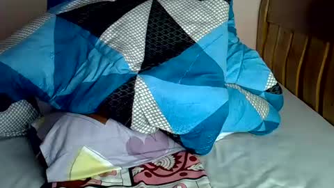 Snapshot of sexy_rency chatting on 14, 7, 2026 rency online show from 14, 7, 2026