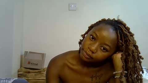 Snapshot of sexy_sasy chatting on 17, 11, 2025 sexy_sasy online show from 17, 11, 2025